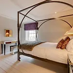 6 Bed In Richmond Oc-g0178 * Gilling