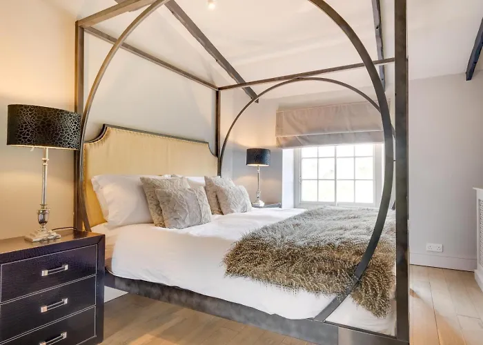 6 Bed In Richmond Oc-g0178 * Gilling