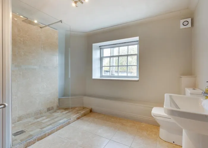 6 Bed In Richmond Oc-g0178 Gilling