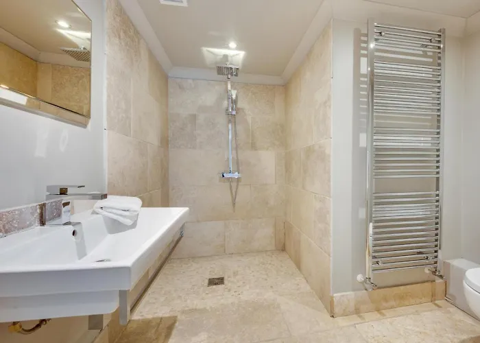 6 Bed In Richmond Oc-g0178 *